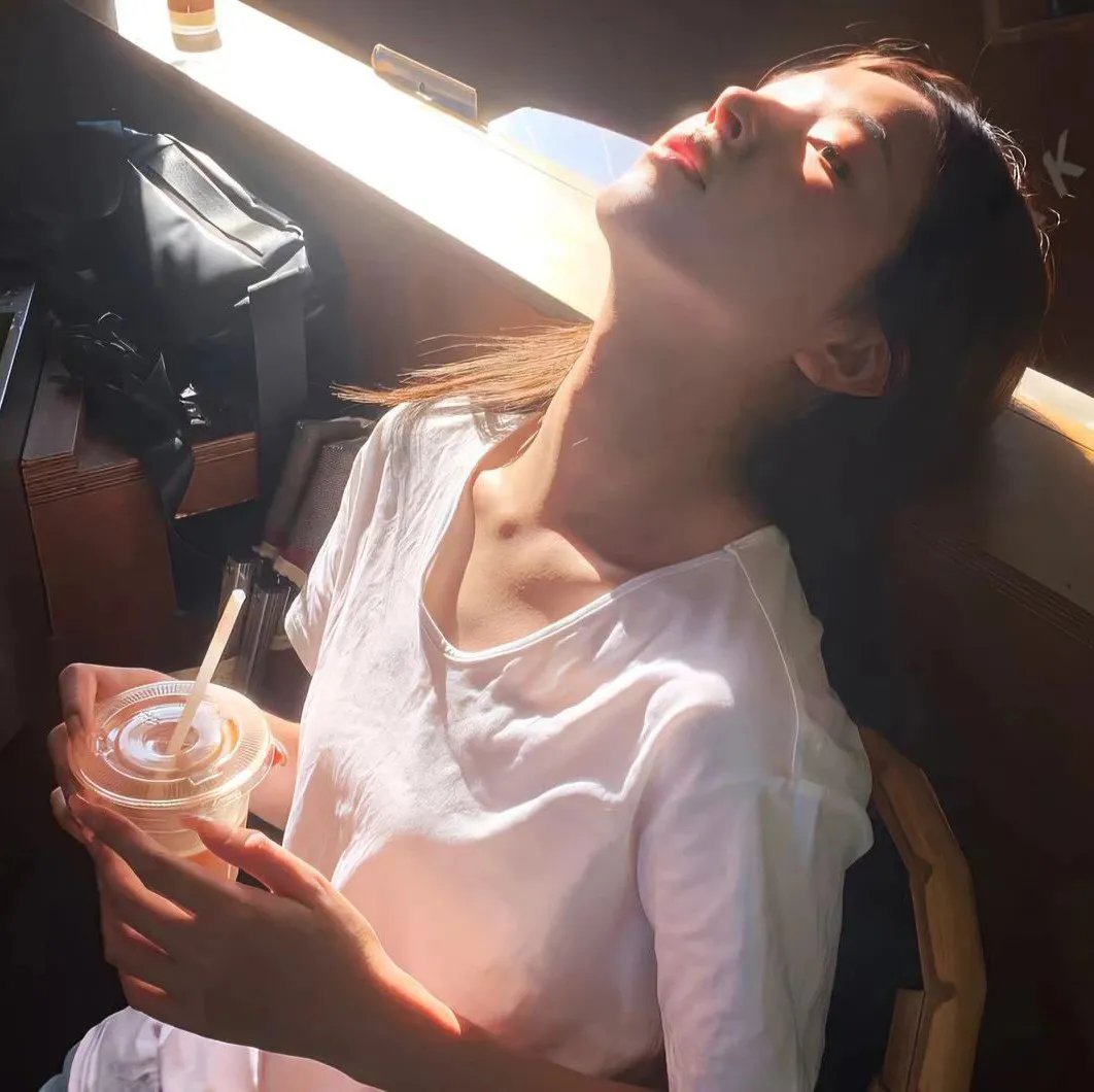 夜阑人未静